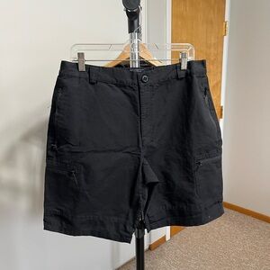 Men’s Mountain Warehouse Black Hiking Shorts 36